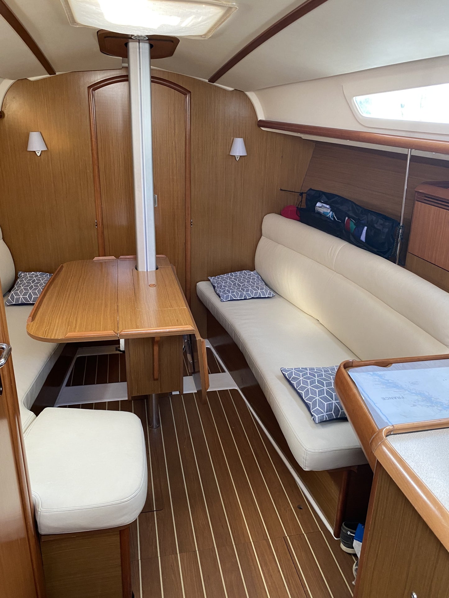 Jeanneau Sun Fast 32i