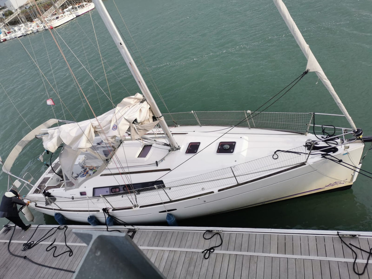 Beneteau Océanis 37